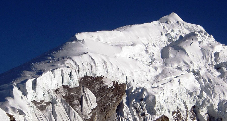 chulu-west-peak-climbing 